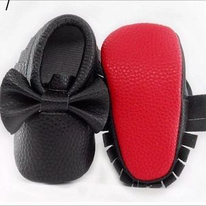 Black baby moccasins with red sole , size 3 mo